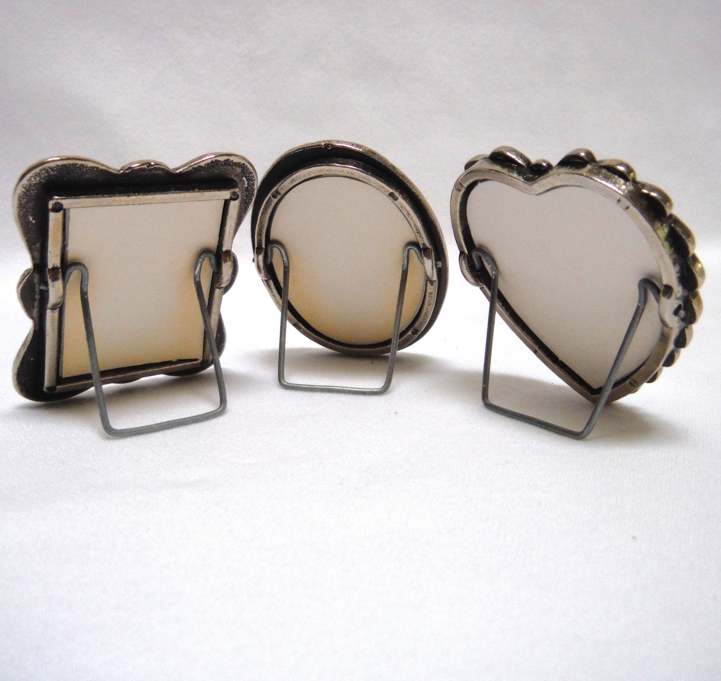 Vintage Set of THREE MINIATURE PHOTO FRAMES in Original Vinyl Pouch: Silver and Black Metal with stand, RARE Made in the U.S.A!
