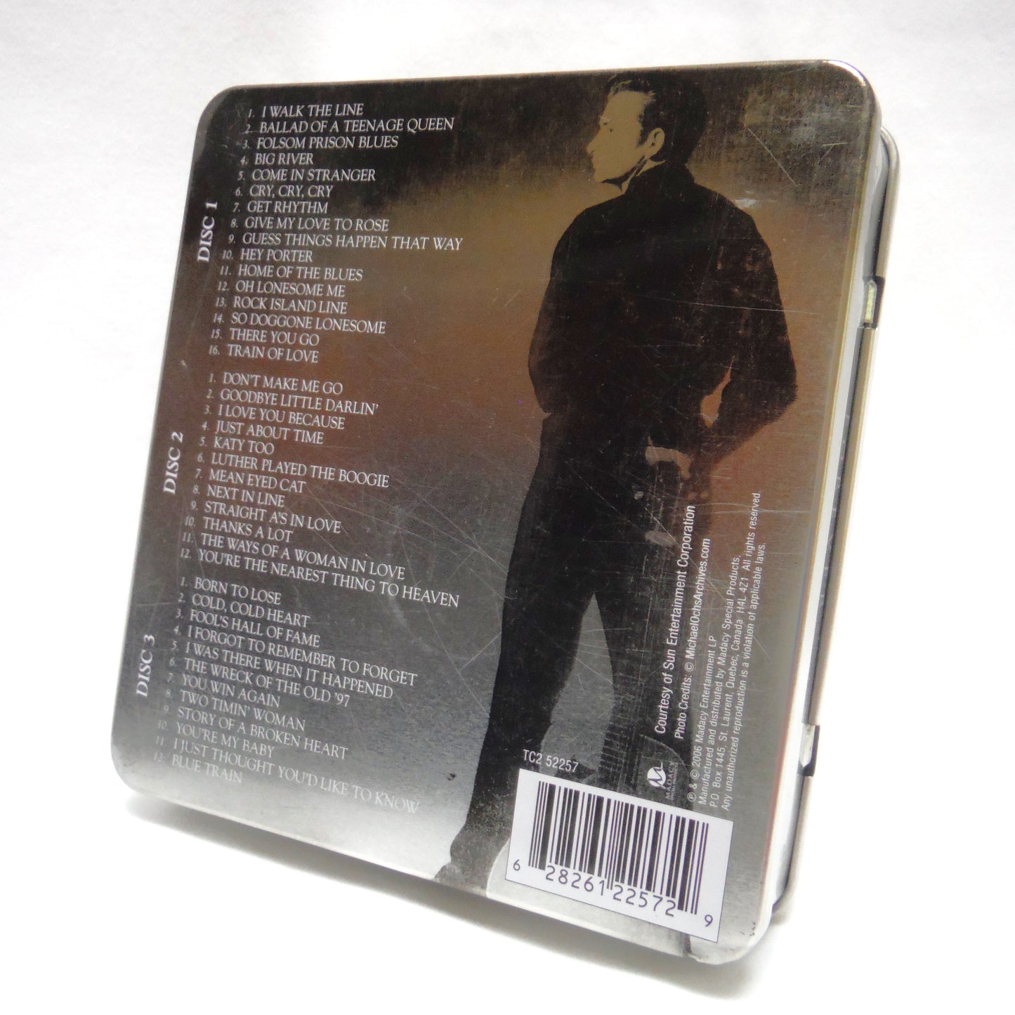 FOREVER JOHNNY CASH: The 3 CD's Tin Box Gift Pack, with Booklet and Bonus DVD The Pride Of Jesse Hallam