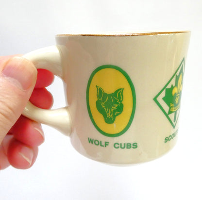 VINTAGE 1960's BOY SCOUTS OF CANADA LOGO BRANDED GOLD-RIMMED COFFEE MUG