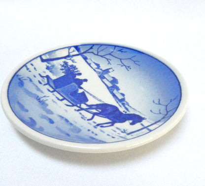 ROYAL COPENHAGEN MINIATURE PLAQUETTE #3, The Vinterlandskab Plate from Denmark