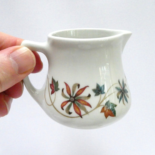 VINTAGE DURALINE GRINDLEY HOTELWARE FLORAL PATTERNED CREAMER AND BOWL SET