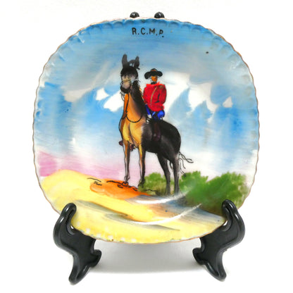 Vintage Royal Canadian Mounted Police MID-CENTURY RCMP SOUVENIR TRINKET TRAY, Hand Painted