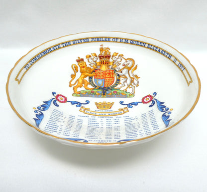 Aynsley Fine Bone China Commemorative Pedestal Dish Comport Celebrating the 1977 QEII Silver Jubilee