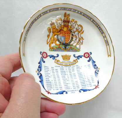 Aynsley Fine Bone China Commemorative Pedestal Dish Comport Celebrating the 1977 QEII Silver Jubilee