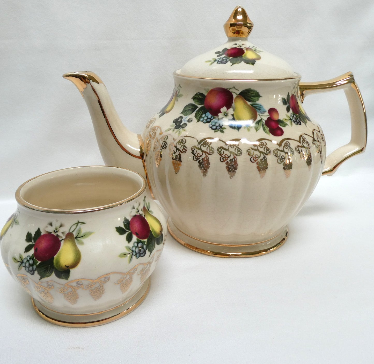 Antique 1940's ROUND TEA POT AND SUGAR BOWL; Pear and Plum Fruit Themed by Sadler of England