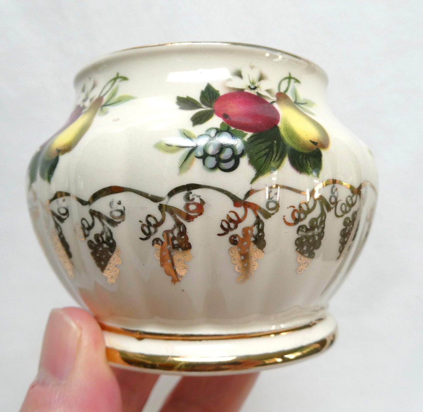 Antique 1940's ROUND TEA POT AND SUGAR BOWL; Pear and Plum Fruit Themed by Sadler of England