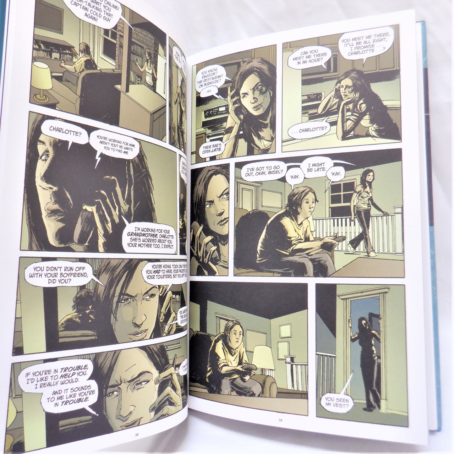 STUMPTOWN VOLUME ONE, The Case of the Girl Who Took her Shampoo, by Greg Rucka (2011 1st Ed.)