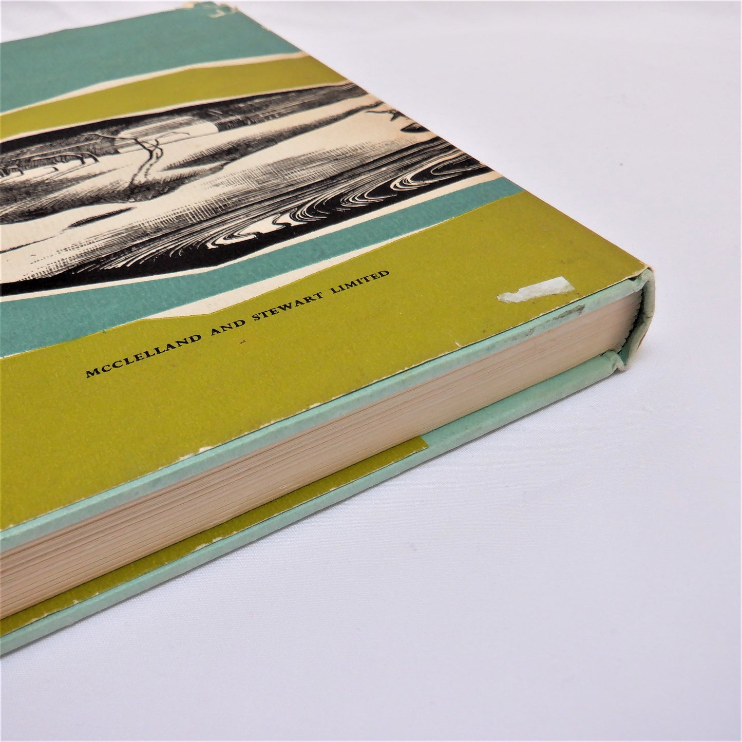 MA-KEE, The Life and Death of a Muskellunge, by David V. Reddick (1962 1st Ed.)