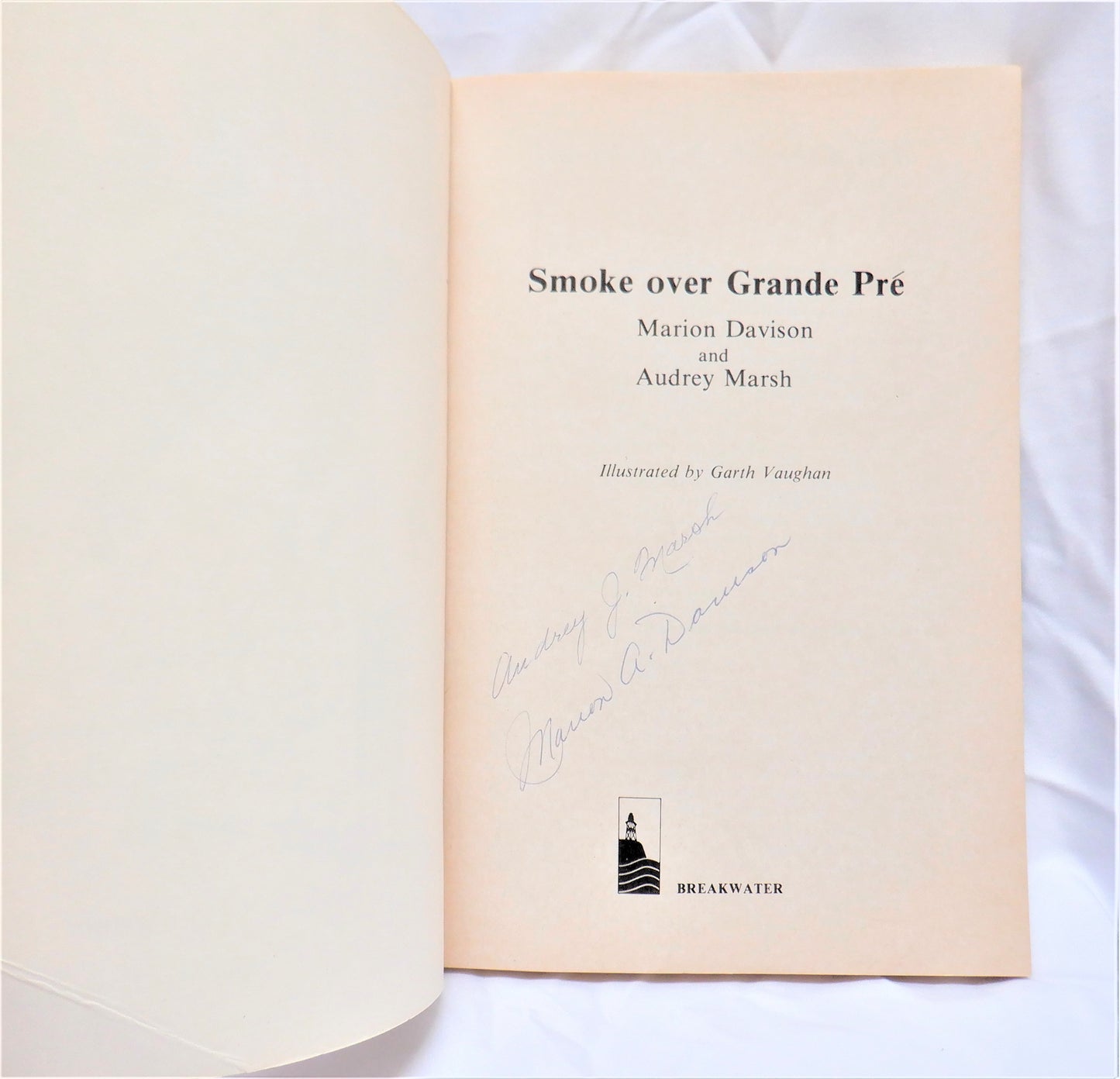 SMOKE OVER GRANDE PRE, by Marion Davison & Audrey Marsh (1st Ed. SIGNED)