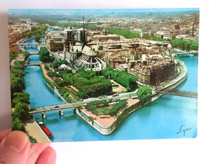 POSTCARD, Set of 3, Vintage Colour Postcards of Notre-Dame in Paris, FRANCE