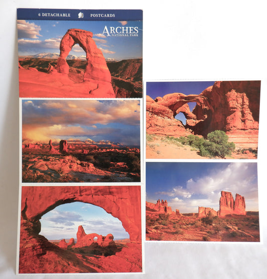 POSTCARD, Set of 5, Vintage Wonderfully Coloured Postcards of Arches National Park in Utah, UNITED STATES OF AMERICA