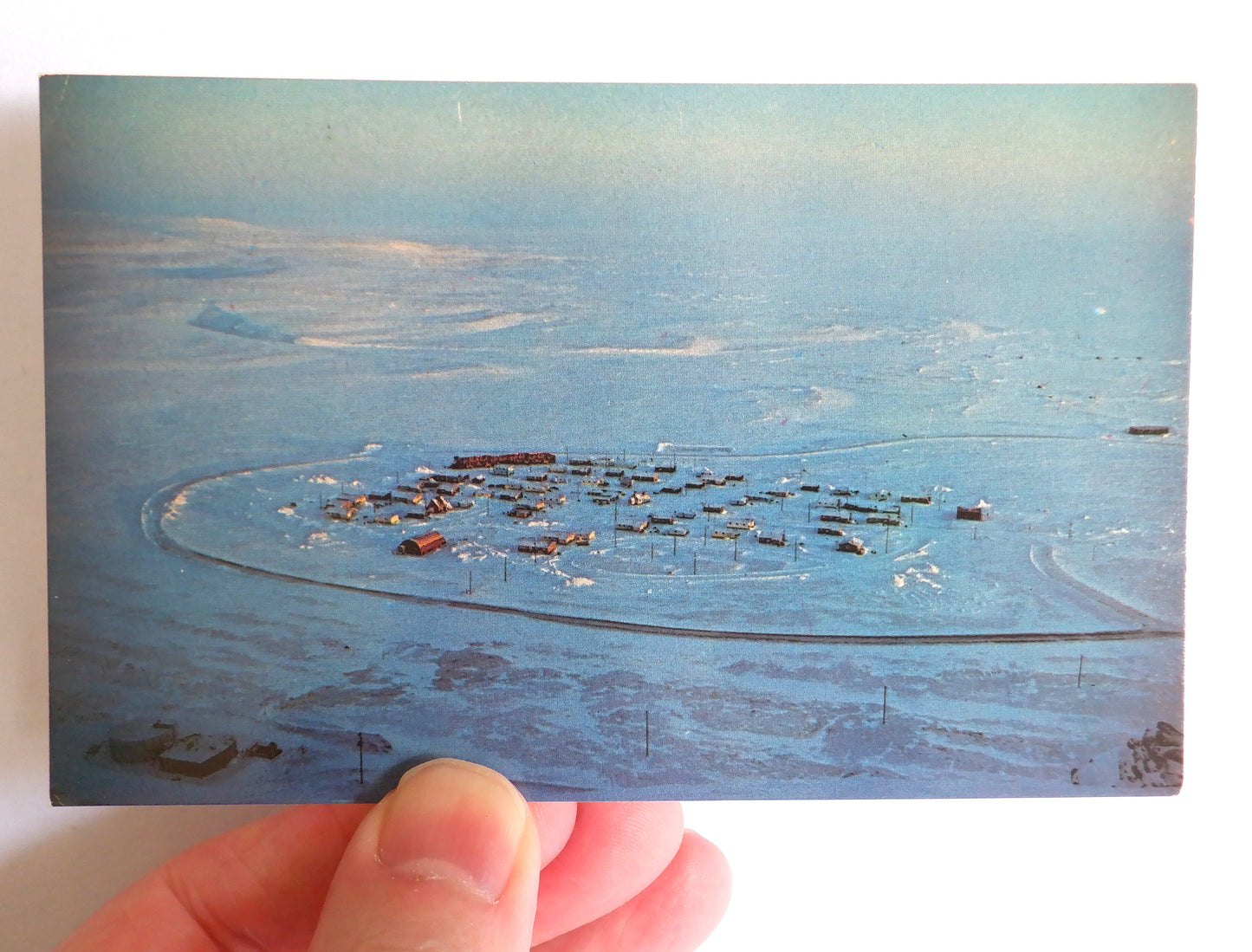 POSTCARD, Set of 1, Vintage Arial Photograph of Resolute Bay Village NWT, CANADA