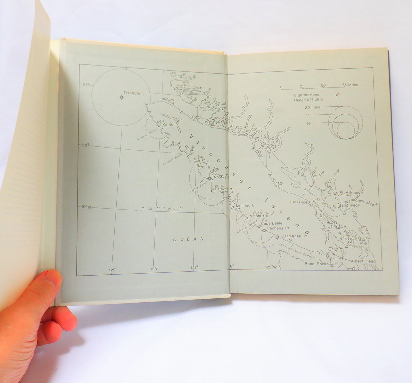 KEEPERS OF THE LIGHT: A History of British Columbia's Lighthouses and their Keepers, by Donald Graham (1985 1st Ed.)