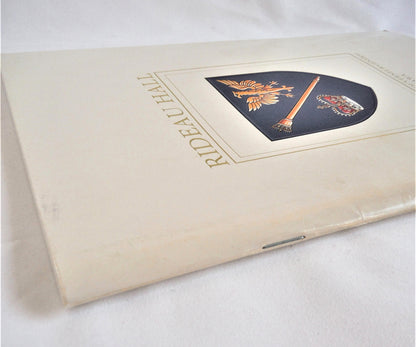 RIDEAU HALL TOURIST SOUVENIR GUIDE: Government House/Residence du Gouverneur General, Ottawa, CANADA, 1986