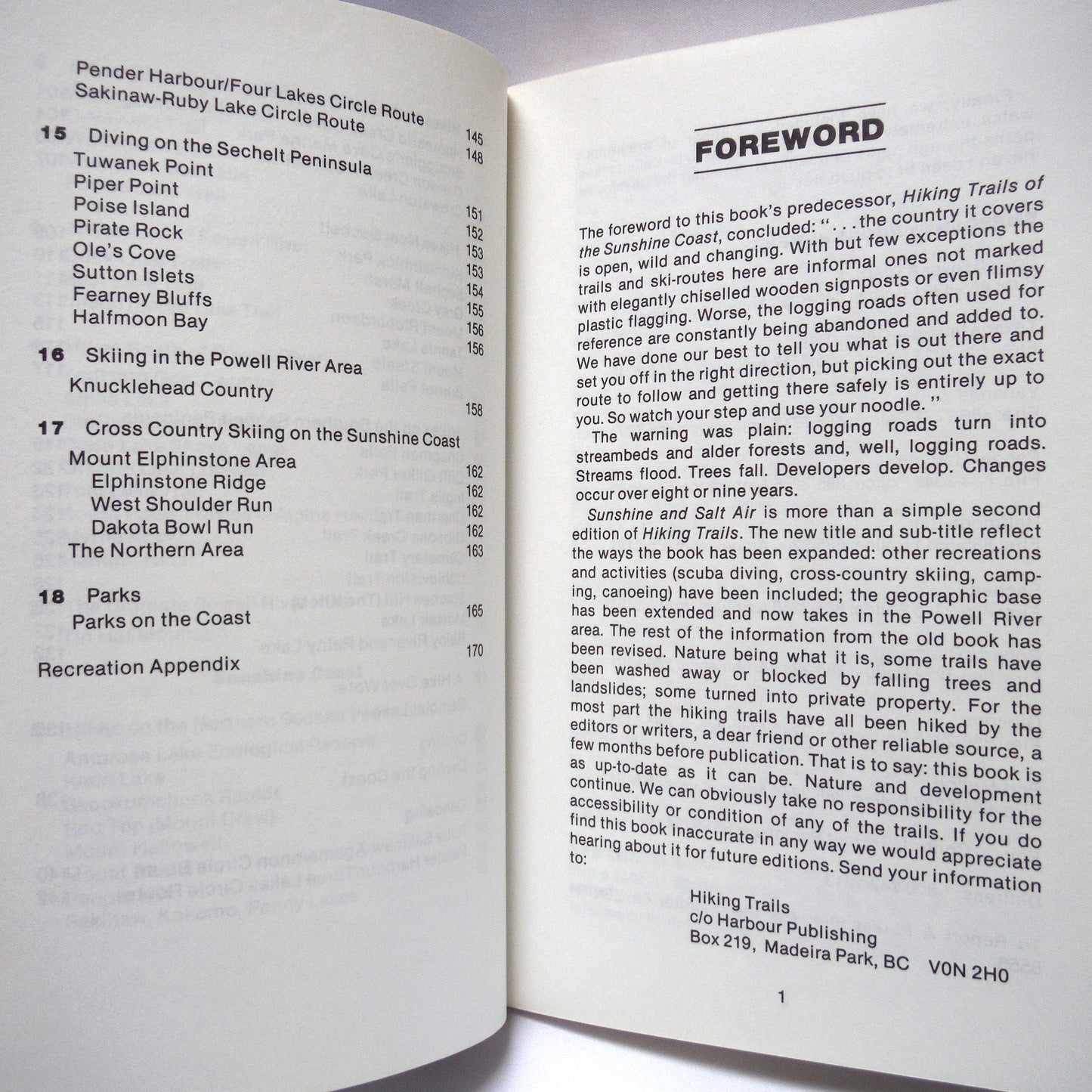 SUNSHINE & SALT AIR, A Recreation Guide to The Sunshine Coast, by The Harbour Publishing Company Limited (1987 1st Ed.)