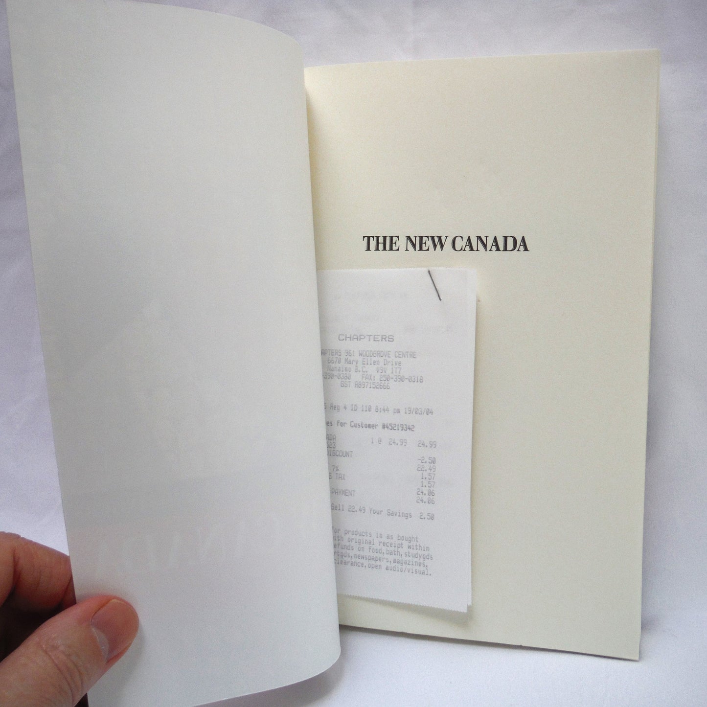 THE NEW CANADA, A Globe and Mail Report on the Next Generation, by Erin Anderssen, Michael Valpy, and Others (2004 1st Ed.)