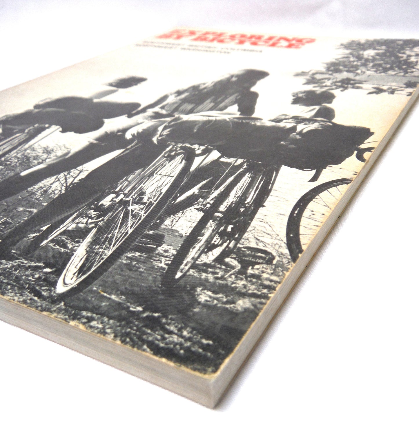 EXPLORING BY BICYCLE, Southwest British Columbia, and Northwest Washington, by Janet Willson (1973 1st Ed.)