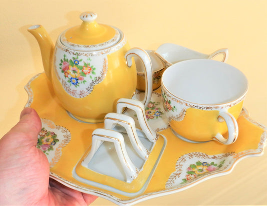 Bachelor Tea & Toast Rack 6-Piece Breakfast Set, in RARE Sunshine Yellow, Made in Japan (Mid-Century)