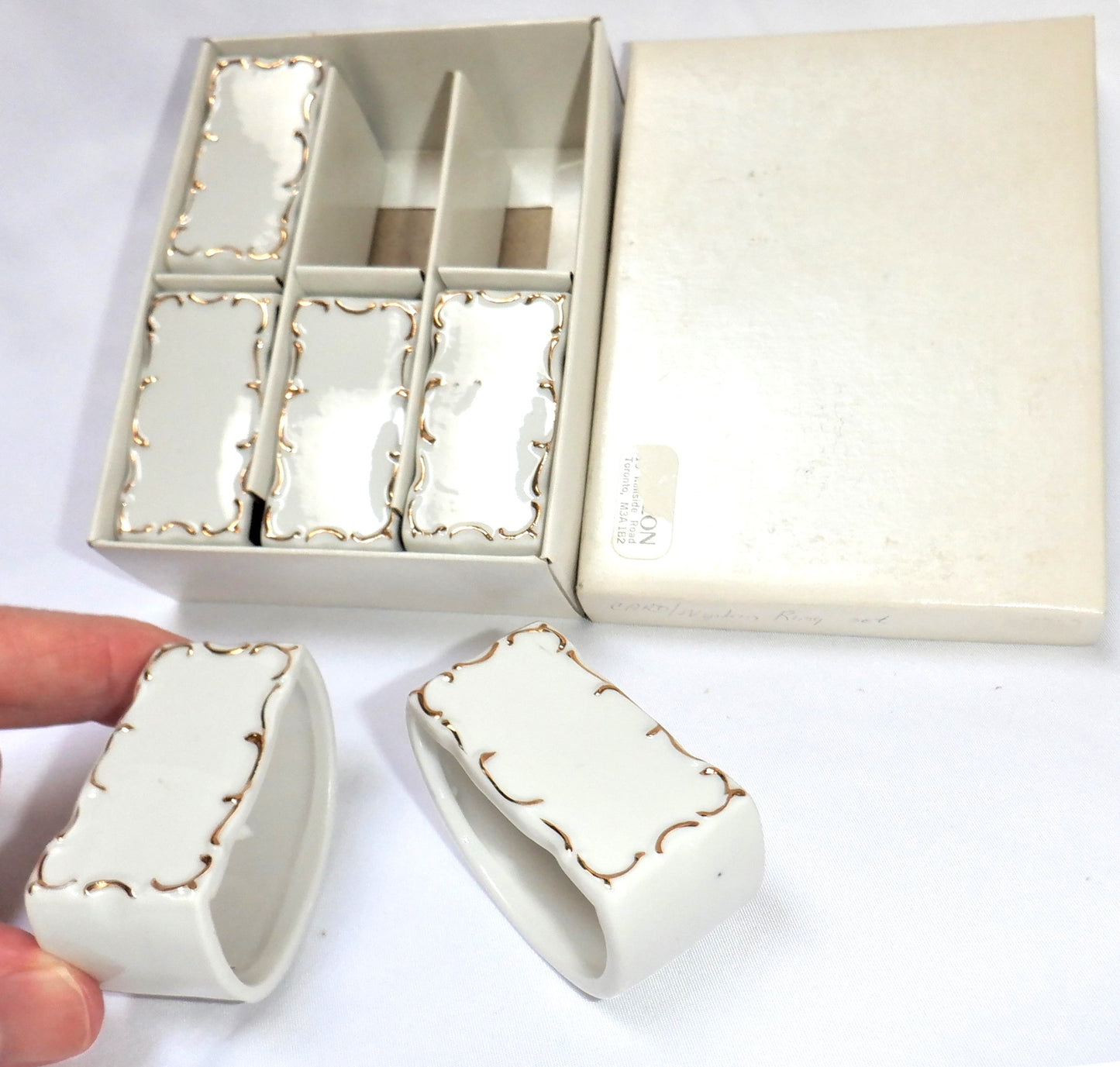 REVLON Vintage Cream-White Gold-Bordered FESTIVE NAPKIN RINGS Set of 6, in Original Box 1960's