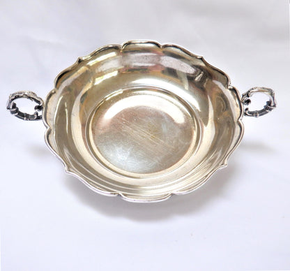 ANTIQUE STERLING SILVER Engraved Schleissner & Sohne BIRTHING CUP: 7th December 1900