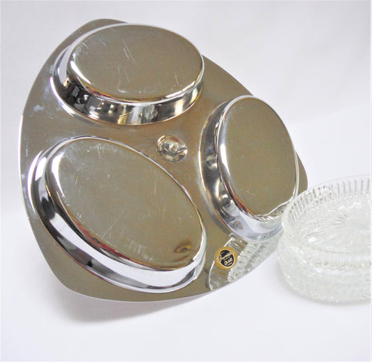 Vintage GLO-HILL CANADA 3 Section Chrome & Glass "Gourmates" Tray with Bakelite Handle, 1970’s