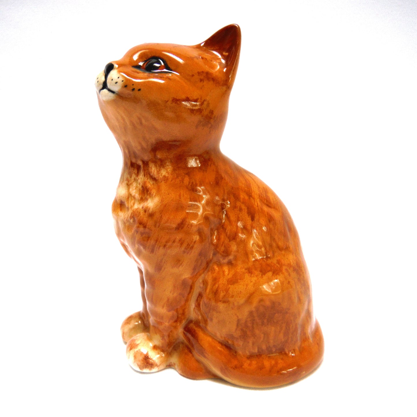 Vintage Beswick Ginger Persian Cat Seated #1886 figurine, Designed by Albert Hallam, issued 1963-1989.