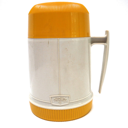 Vintage 1970-era Authentic Canadian Thermos Products Insulated Vacuum Sealed Model #6002 Mustard Yellow Thermos!