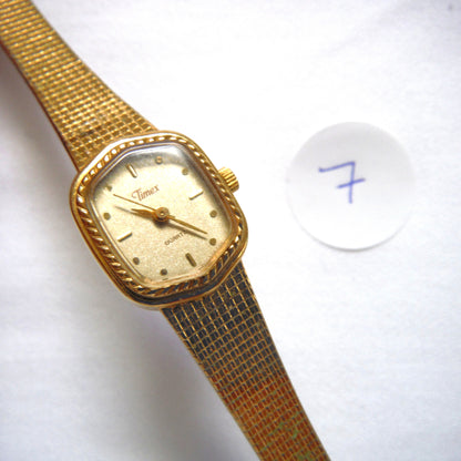 A SELECTION OF EIGHT VINTAGE WOMENS TIMEX WATCHES, VARIOUS TYPES, STYLES AND YEARS: Priced at only $5 each!