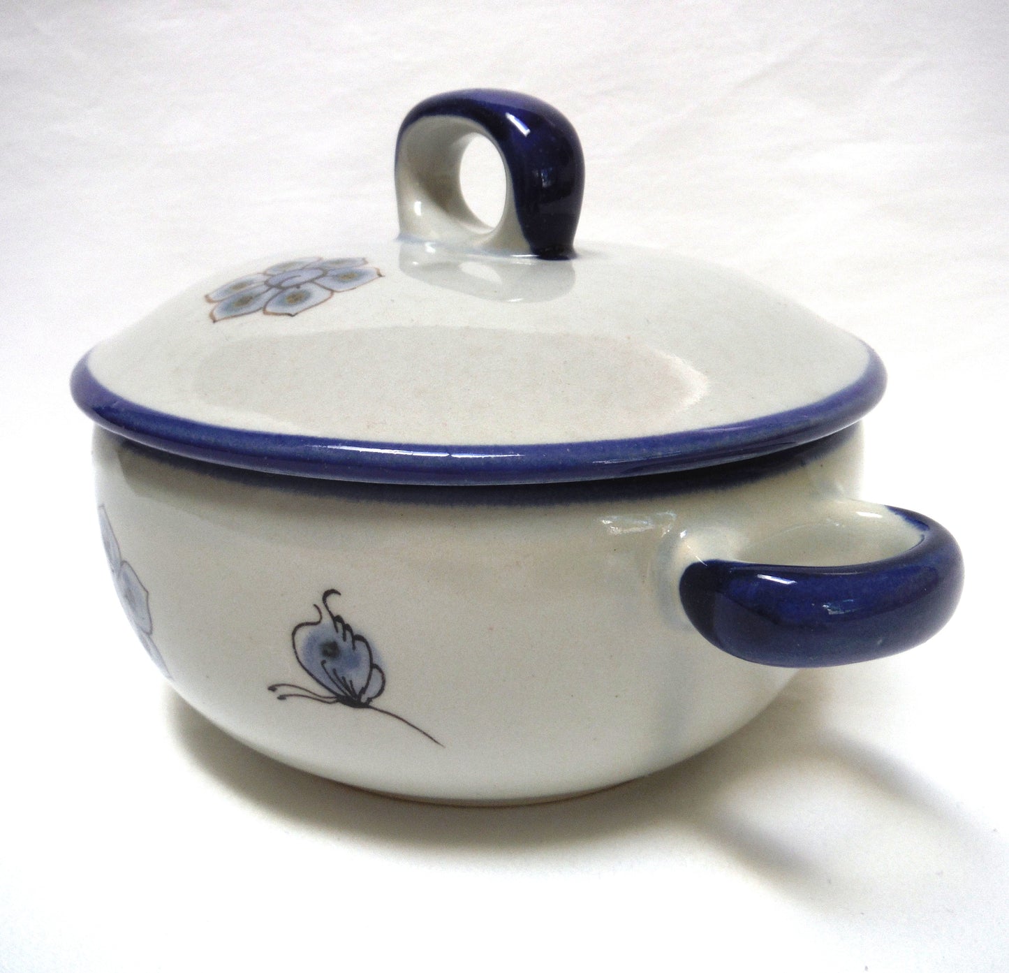 Tonala Mexican Blue & Grey Hand Painted Folk Art Pottery: COVERED CASSEROLE LIDDED BOWL