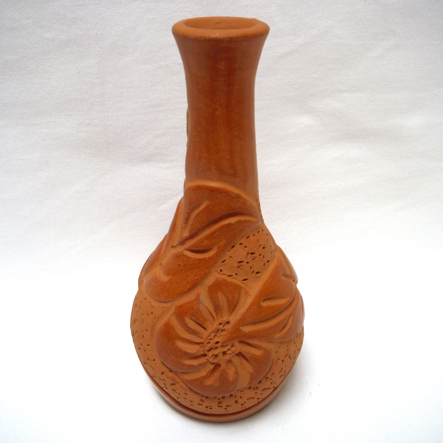 CUBAN TERRACOTTA RED CLAY FLORAL AND LEAF DESIGN VASE: Dated 1998 and Signed by Artist Miriam