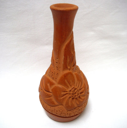 CUBAN TERRACOTTA RED CLAY FLORAL AND LEAF DESIGN VASE: Dated 1998 and Signed by Artist Miriam