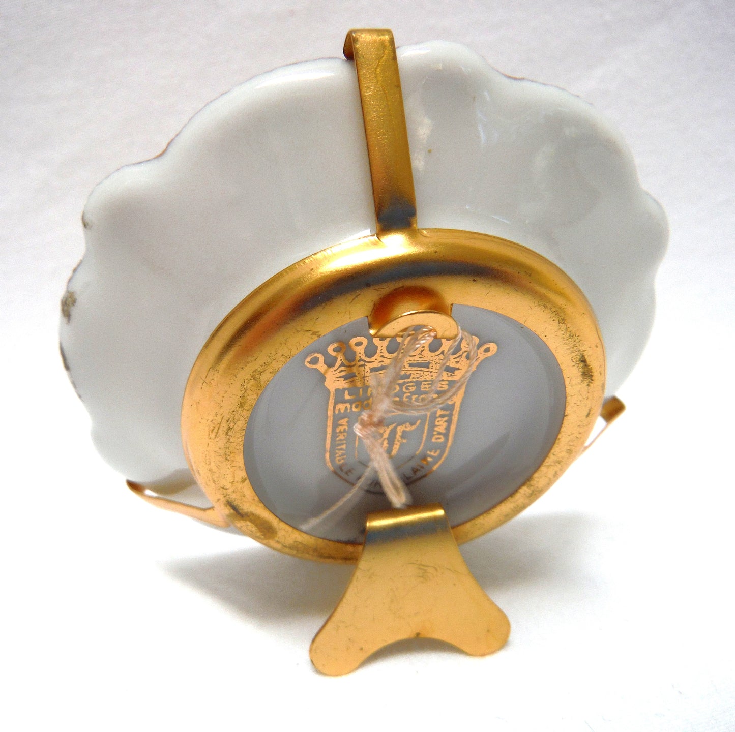 Miniature LIMOGE DECORATIVE PLATE with Stand or Wall Hanger: 'A COURTING COUPLE'