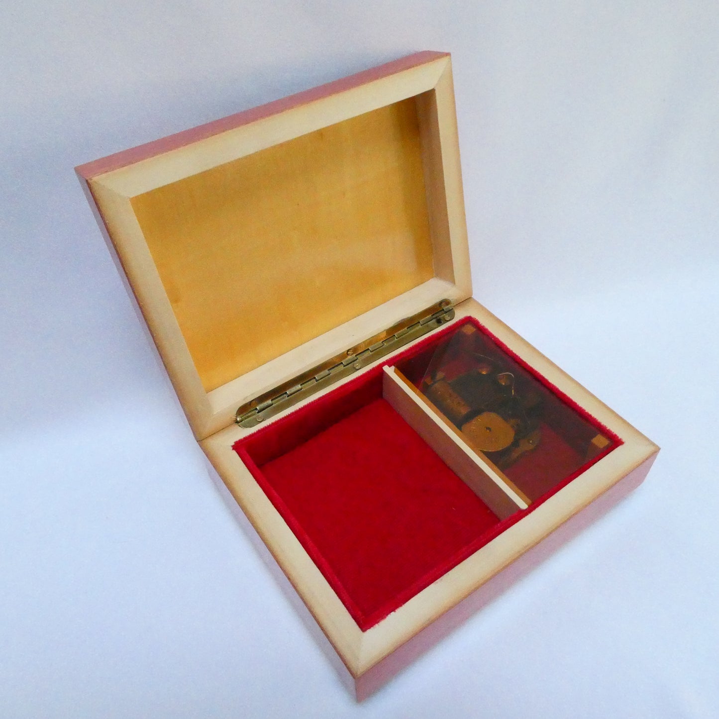 VINTAGE BALLERINA ORIGINAL DEICHERT MUSIC BOX - WESTERN GERMANY SUPERSTAR SWITZERLAND 18 Key Music Movement and Hummel Art