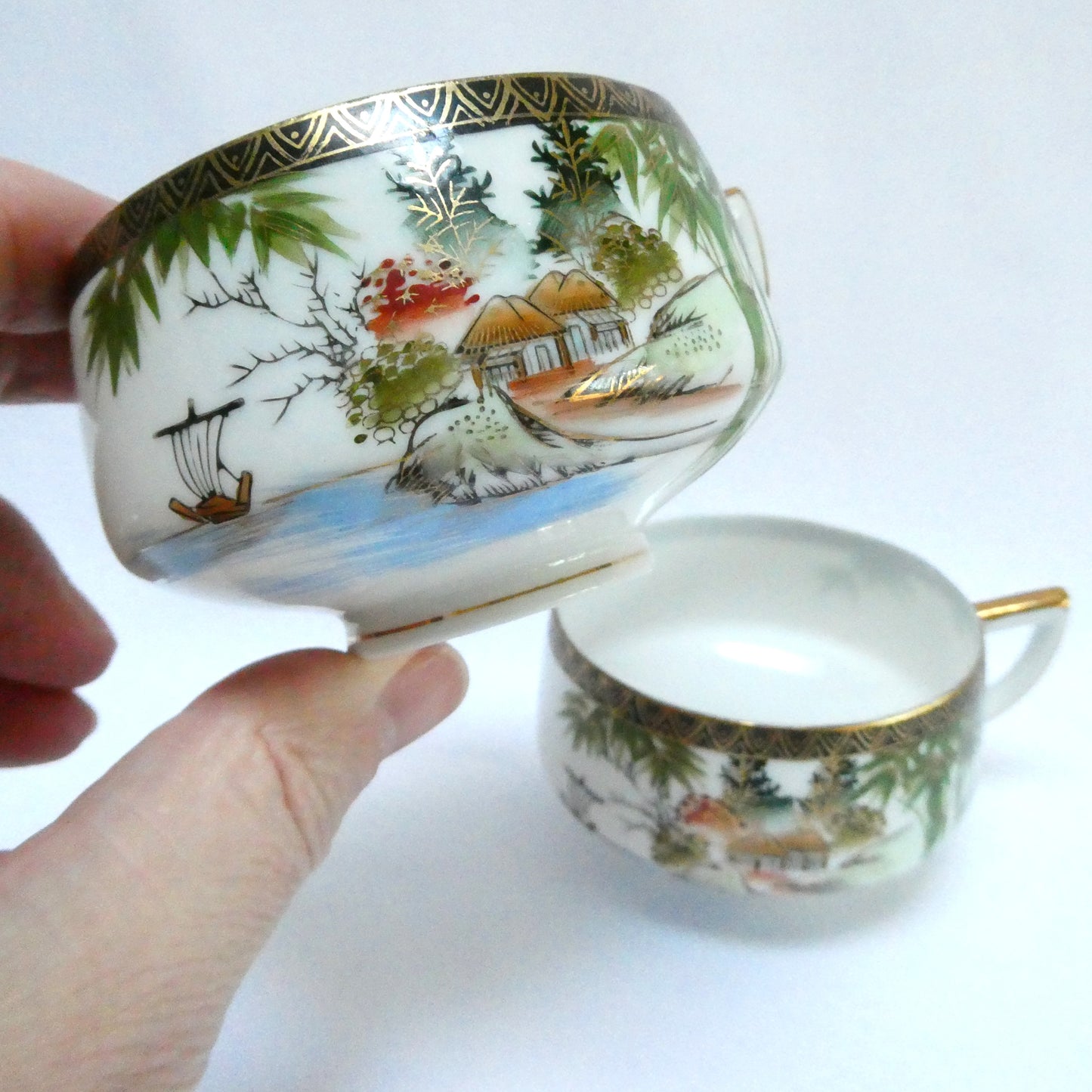 Vintage Hand-Painted Japanese Kutani ware 6-Piece Teapot, Teacups and Saucers in the Landscape and Bamboo Motif