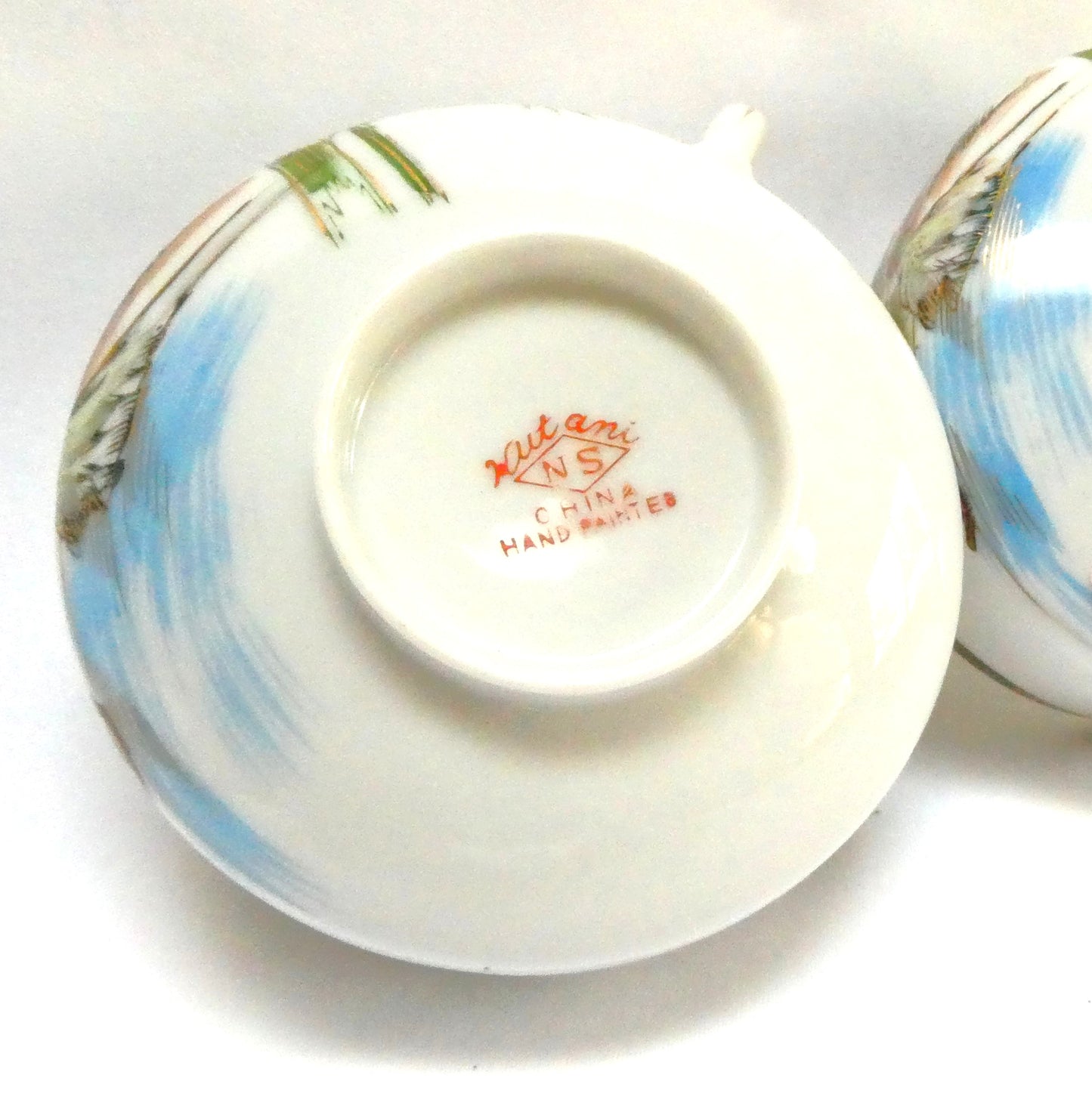 Vintage Hand-Painted Japanese Kutani ware 6-Piece Teapot, Teacups and Saucers in the Landscape and Bamboo Motif