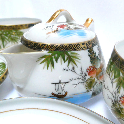 Vintage Hand-Painted Japanese Kutani ware 6-Piece Teapot, Teacups and Saucers in the Landscape and Bamboo Motif
