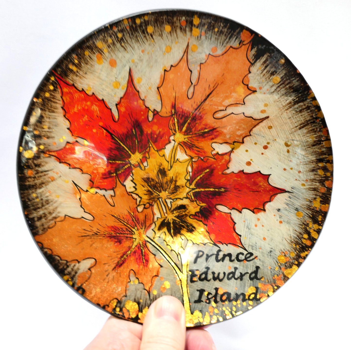 STUNNING 8-INCH WIDE NUT OR TRINKET DISH, Featuring Prince Edward Island, Canada
