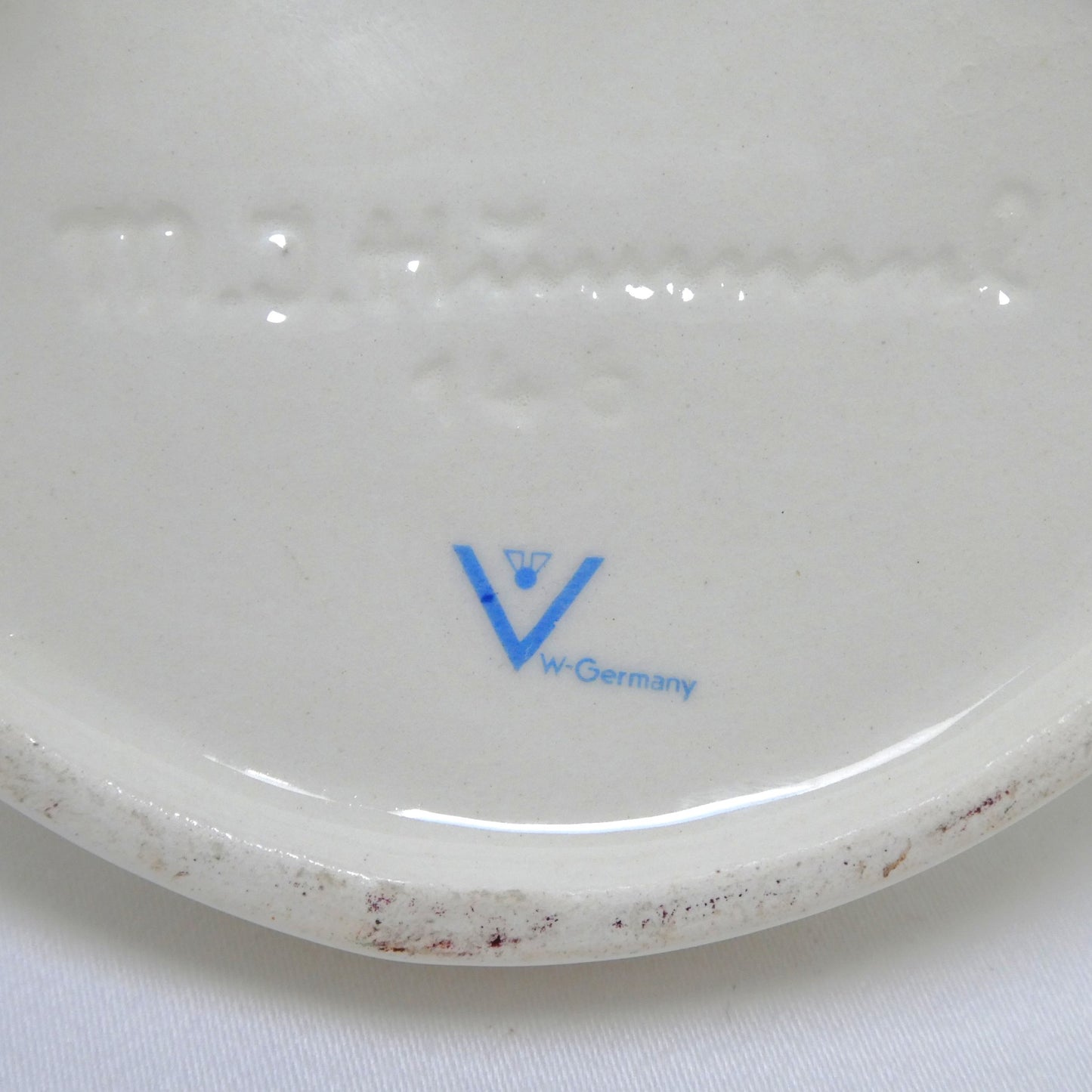 Goebel Hummel Model #146 Holy Water Porcelain Wall Font: Entitled 'Angel Duet' or Two Angels Singing