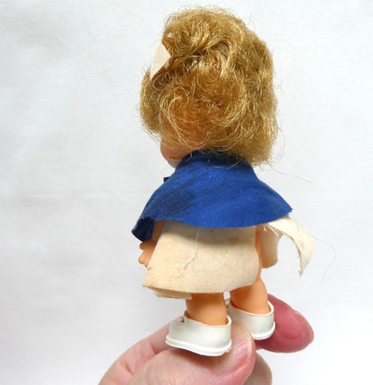 Vintage Set of FIVE FULLY-DRESSED DOLLS FROM AROUND THE WORLD: Hong Kong, Italy, USA, and more!