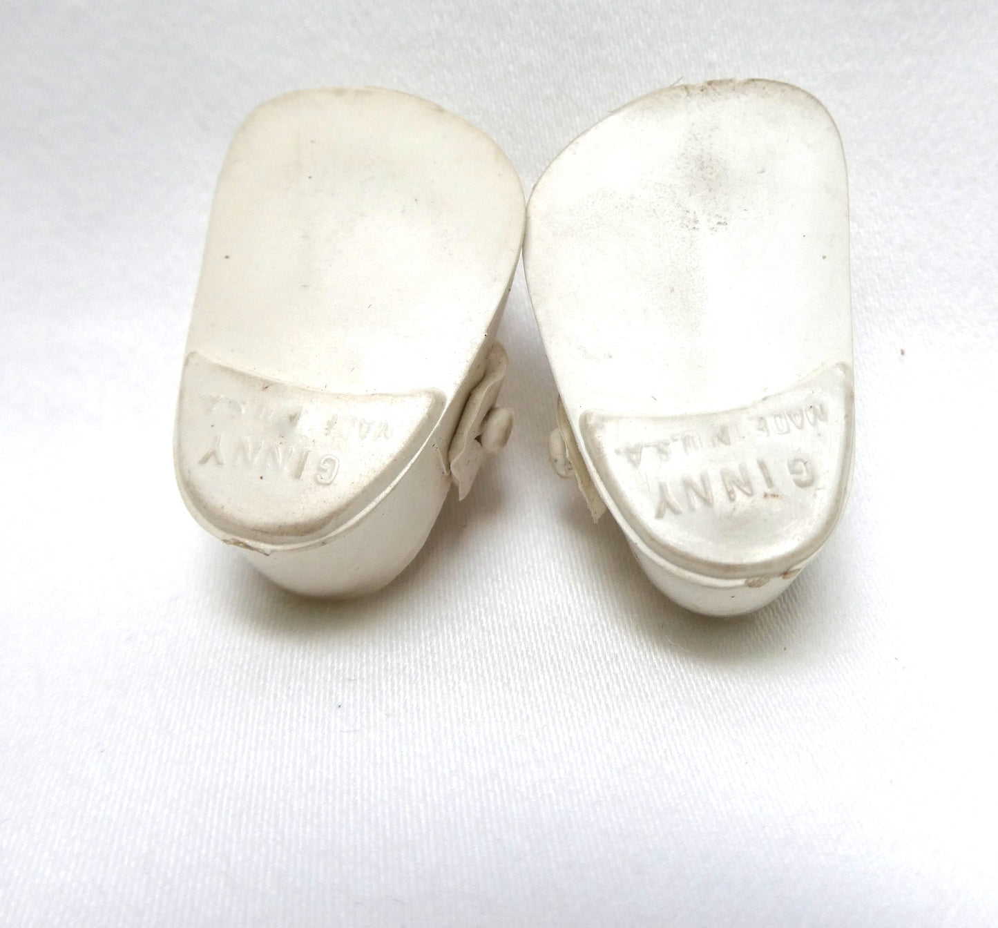 VINTAGE DOLL DRESS SHOES (LOT #2) Seven Pairs in Multiple Colours Including GINNY Doll Shoes.