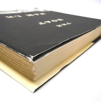 THE BOAT, A Collection of Short Stories by Nam Le (1st Ed. SIGNED)