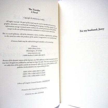 THE TRAVELER, A Young Adult Novel by Jenna Lindsey (2010 1st Ed.)
