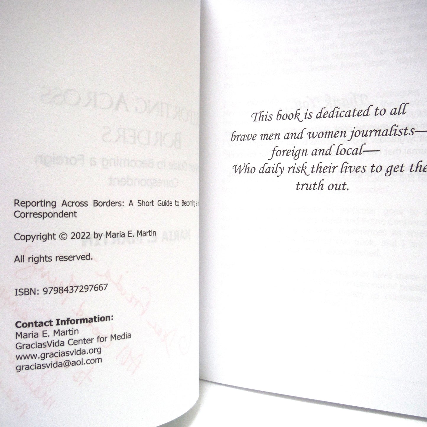 REPORTING ACROSS BORDERS, A Short Guide to Becoming a Foreign Correspondent, by Maria E. Martin (1st Ed. SIGNED)