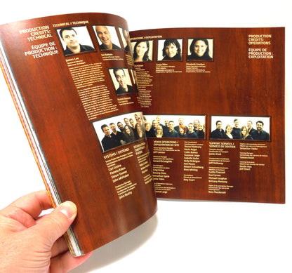 Vancouver 2010 Olympic XXI Winter Games Souvenir CLOSING CEREMONY - CEREMONIE DE CLOTURE Official  Book