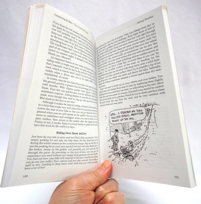 COMMUTING BY BIKE, by Will Orobko (1995 1st Ed.)