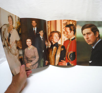 THE QUEEN'S SILVER JUBILEE: A Pictorial Souvenir to Commemorate the 25th Anniversary of The Queen's Accession to The Throne, by Pitkin of London, 1976