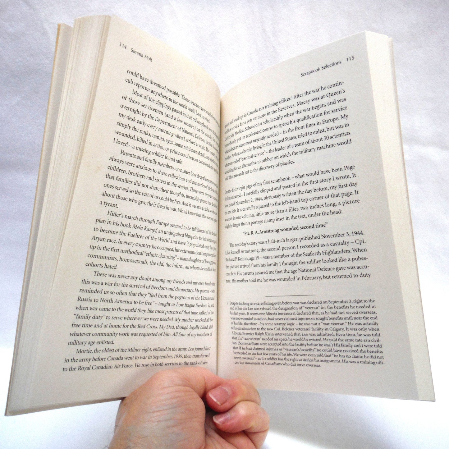 MEMOIRS OF A LOOSE CANNON, by Simma Holt (2008 1st Ed.)