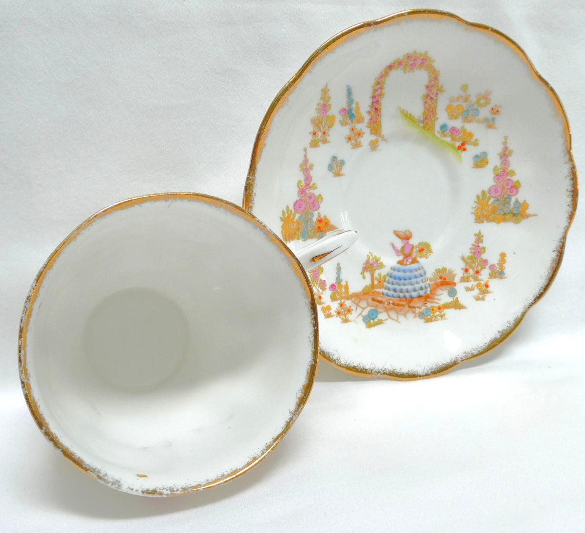 VINTAGE TEA CUP & SAUCER: Hand-Painted Dainty Dinah Theme by Royal Albert of England