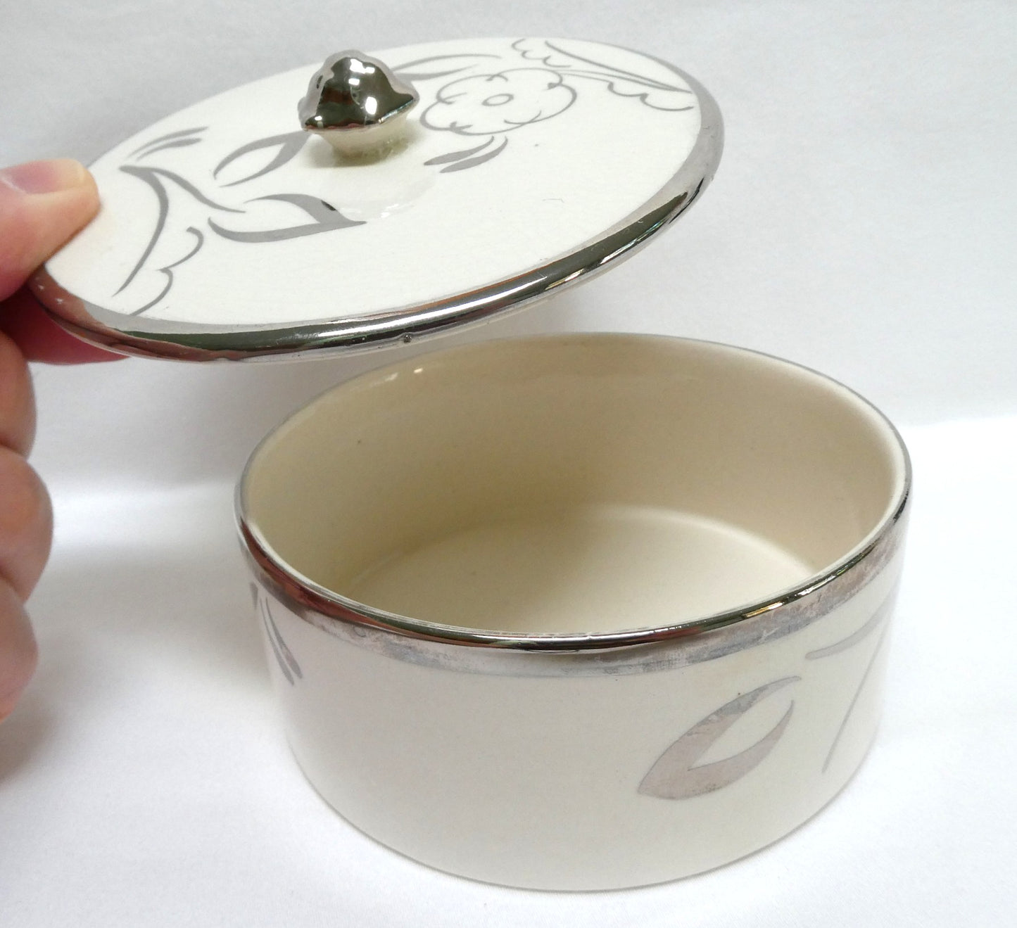 Sandland Silver Lusterware LARGE ROUND TRINKET TRAY and Matching Cover, by Sandland Ware of England (Copy)
