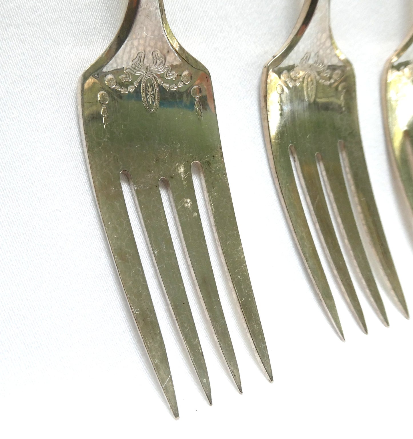 Silver Plated DESSERT or SALAD FORKS WITH CUTTING TINES: Set of Six Adam Pattern by Community Oneida